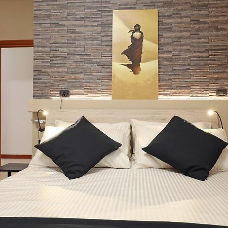Olafo'S House Hotel โรม ภายนอก รูปภาพ